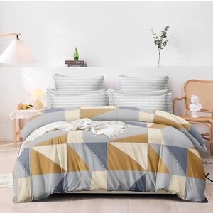 Microfiber All Weather‎ Reversible Queen Comforter Ivory Floral Blossom Print